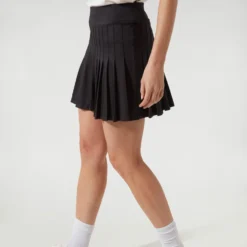 Black And White 15 Inch Williams Tennis Skirt -Deals Raimenti Store 2WBdbh3k65VOGWbKg0A5PM7p2bSTm493 1 scaled