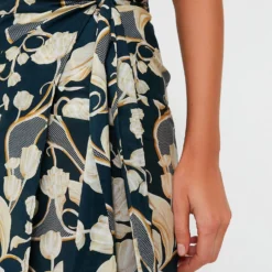 Perla Emelina Mini Pareo -Deals Raimenti Store Ak5nuf7h6JEDKphGdwrtxeGTiecMOPTq 1 scaled