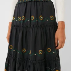 Black Perle Print Tiered Skirt 11 Black Perle Print Tiered Skirt -Deals Raimenti Store BiciL1zjmUhxR3vbU9Cx4XSoB2GAjqaM 1 scaled