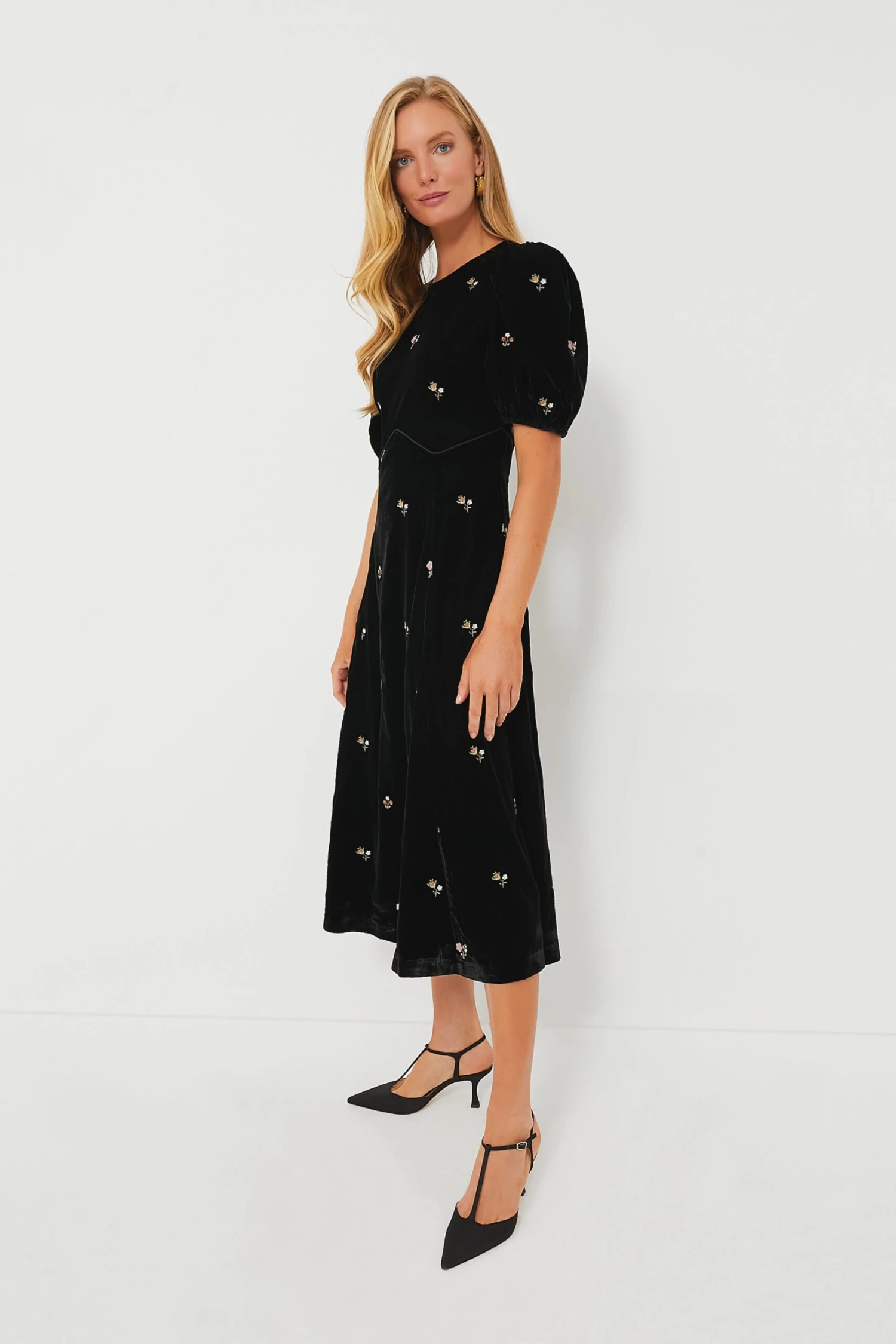 Black Rubina Embroidery Puff Sleeve Midi Dress 5 Black Rubina Embroidery Puff Sleeve Midi Dress - Image 3