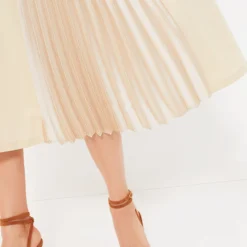 Weekend Max Mara Sand Gessy Dress 13 Weekend Max Mara Sand Gessy Dress -Deals Raimenti Store LUuHUml8sIiDa3n3dnU2OBFWyKnFdwMn 1 scaled