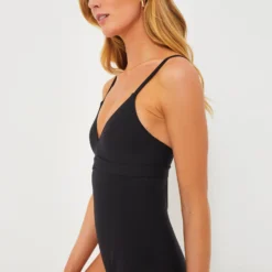 Caviar Sclupting Plunge Suit 9 Caviar Sclupting Plunge Suit -Deals Raimenti Store MlVa0iBQW0pSrES1sFGgvHp2rst1hYCZ 1 scaled