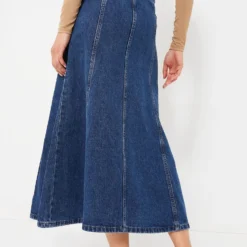 Dark Wash Denim Midi Skirt 10 Dark Wash Denim Midi Skirt -Deals Raimenti Store VOjdNaMwsmT86H8B2RGbZiLjE1Xb5Wij 1 scaled