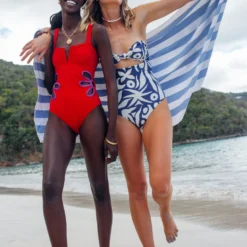 Poppy And Violet Flora One Piece -Deals Raimenti Store arn4aNtQYygEHF8RmTKlveImf4O34Bj2 1 scaled