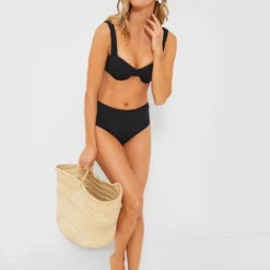 Solid & Striped Black Lilo Bikini Top 13 Solid & Striped Black Lilo Bikini Top -Deals Raimenti Store pVxUaNcsXKVwv7PYNP0RVCQPmRn2KN7I 1 scaled