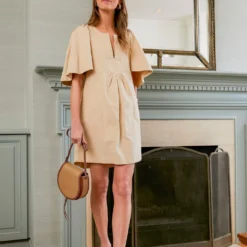 Khaki Finley Flutter Sleeve Dress -Deals Raimenti Store tFAyUjAmLwTl3aQA0M3krhnpDQqgokdI 1 scaled