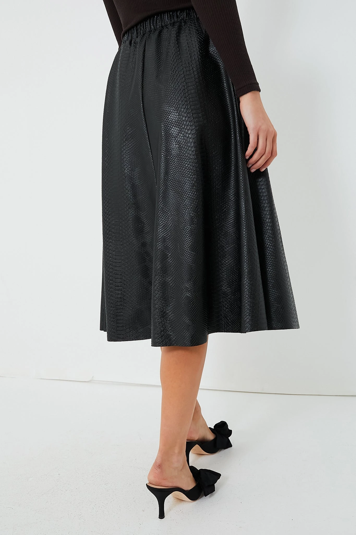 Black Vilma Vegan Leather Embossed Skirt 6 Black Vilma Vegan Leather Embossed Skirt - Image 4